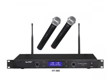 Беспроводная микрофонная система UHF
