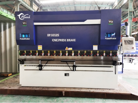 Гидравлический листогибочный пресс с ЧПУ серии WF67K(Y)