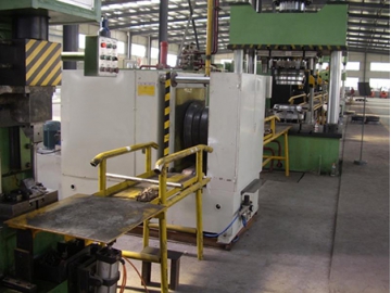 Стенд контроля герметичности колесных дисков 				   Испытательная установка утечки воздуха