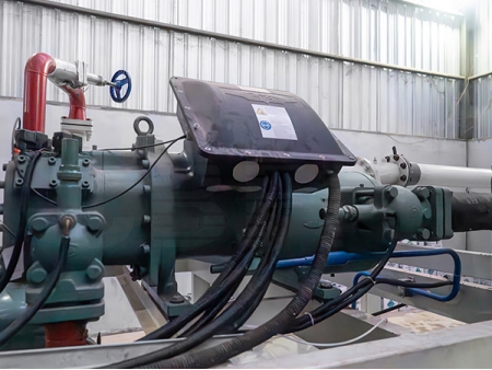 2 x 15-тонные машины для производства льда с прямым охлаждением для клиента на острове Бангка, Индонезия