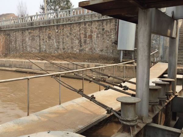 Оросительные системы с плавающими насосами | Rainfine | ETW International