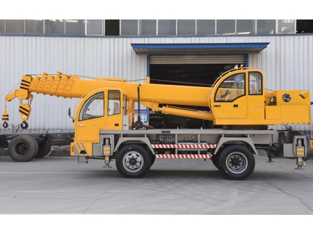 Колесный кран 12T, STSQ12D