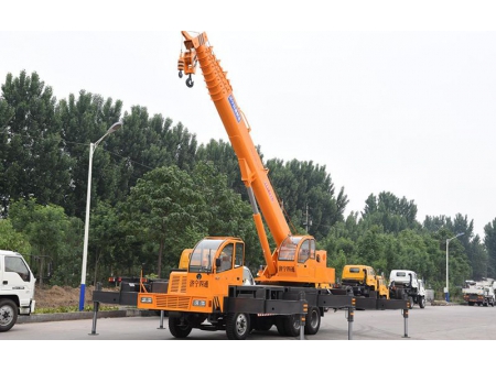 Колесный кран 20T, STSQ20D