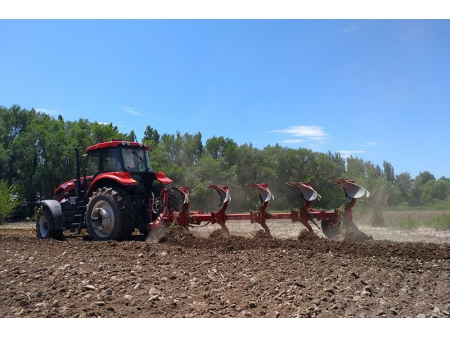 Универсальный трактор, 260-300HP