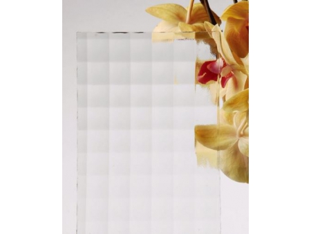 Прозрачное узорчатое стекло