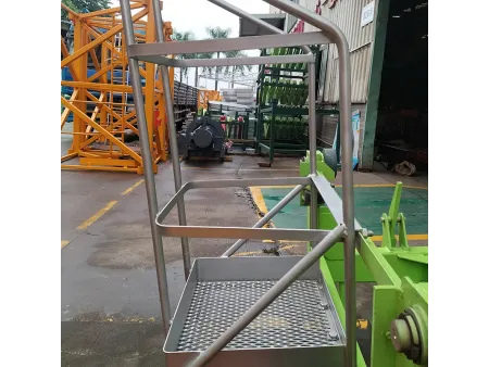 Башенный кран без оголовка