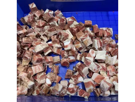 Машина для нарезки замороженного мяса кубиками с двумерным ножом