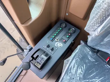 PY130H  Автогрейдер