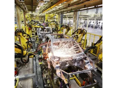 Лазерные режущие головки для автомобилестроения