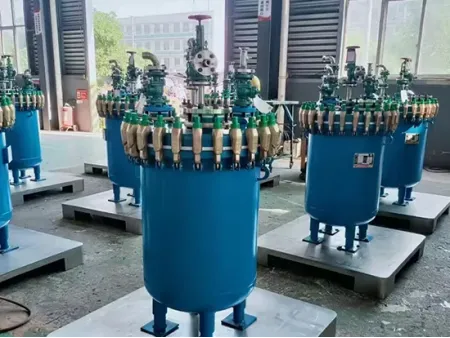 Вертикальный эмалированный сборник открытого типа