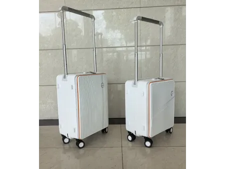 Чемодан 25″/29″ с молнией и широкой ручкой