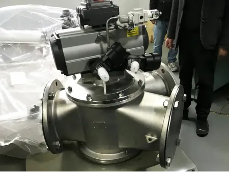 Переключатель потока