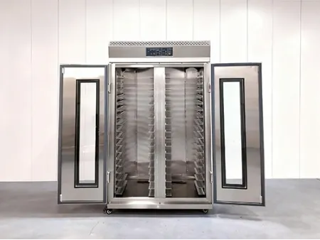 Универсальный расстоечный шкаф с функцией пароувлажнения