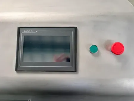 Овощерезательная машина для нарезки кубиком с производительностью 800-3000 кг/ч