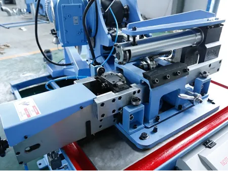 Станок для производства спирально-навивных воздуховодов