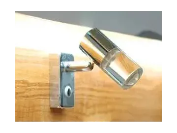 Туристический автотрейлер  с двуспальной кроватью