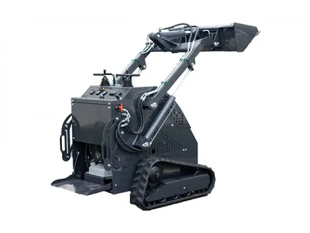 Мини-погрузчик с бортовым поворотом T460