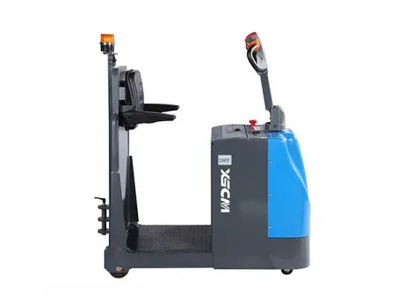 Электрический буксировочный тягач с платформой для оператора STB20/30/40/50