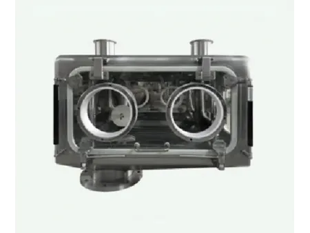 Герметичный перчаточный бокс для загрузки реакторов