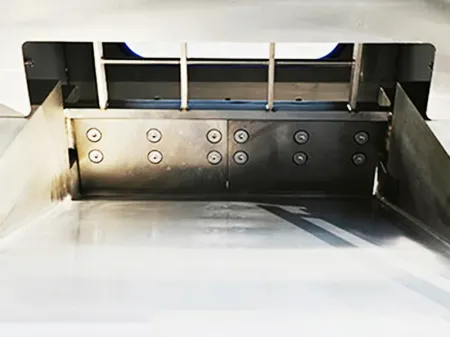 Машина для нарезки замороженного мяса на блоки