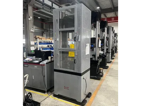 Двухзонная сервогидравлическая универсальная испытательная машина с клиновыми захватами