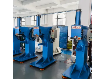 Пуклевочный пресс (8-тонный, С-образная рама, для пуклевки воздуховодов ОВКВ)