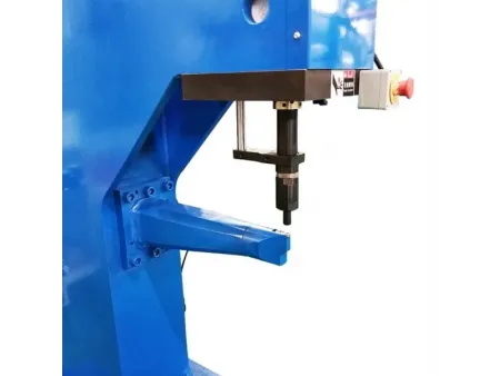 Пуклевочный пресс (8-тонный, компактный, для пуклевки воздуховодов ОВКВ)