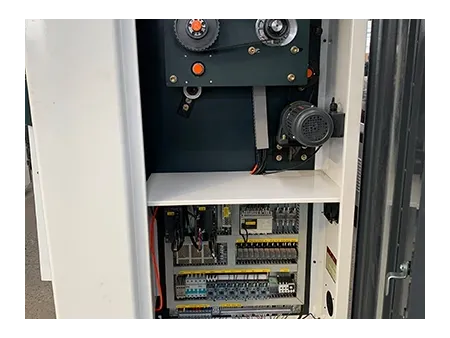 Полуавтоматическая проволокошвейная машина (одноголовочная)