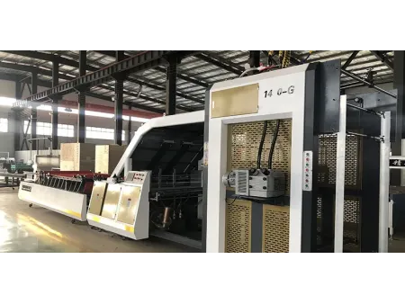 Автоматическая машина для ламинирования гофрокартона (6 000 листов/час)