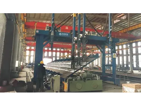 Многодуговая установка для сварки U-образных ребер жесткости