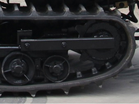 Буровая установка для бурения скважин на гусеничном ходу  KW200R